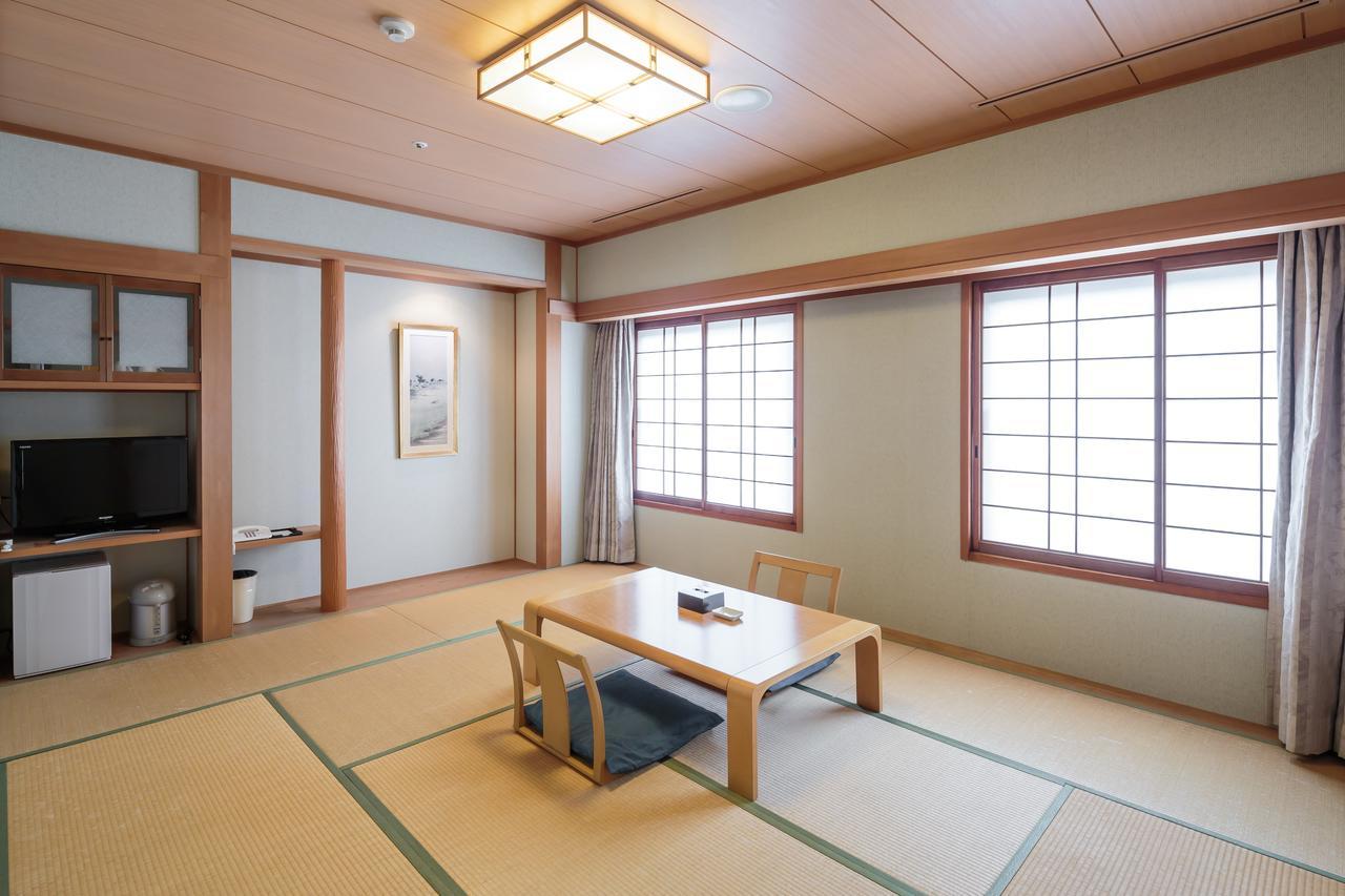 Hotel Mystays Matsuyama Matsuyama  Buitenkant foto